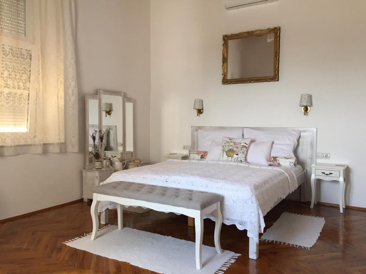 Bacchus Apartman - Borbarlang, Badacsony Badacsonytomaj Dış mekan fotoğraf
