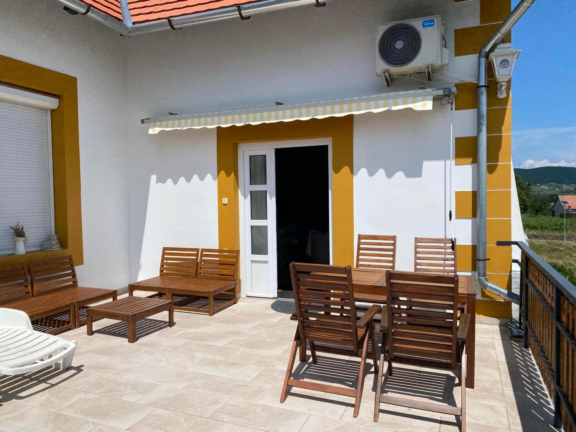 Bacchus Apartman - Borbarlang, Badacsony Badacsonytomaj Dış mekan fotoğraf
