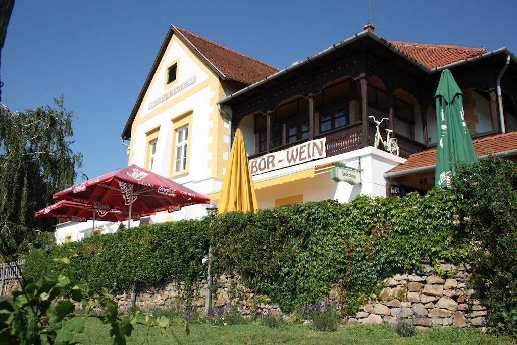 Bacchus Apartman - Borbarlang, Badacsony Badacsonytomaj Dış mekan fotoğraf