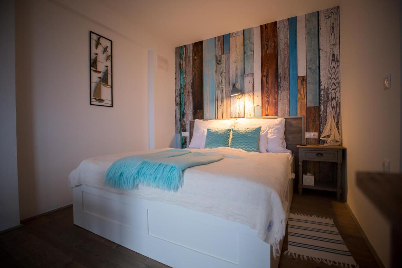 Bacchus Apartman - Borbarlang, Badacsony Badacsonytomaj Dış mekan fotoğraf