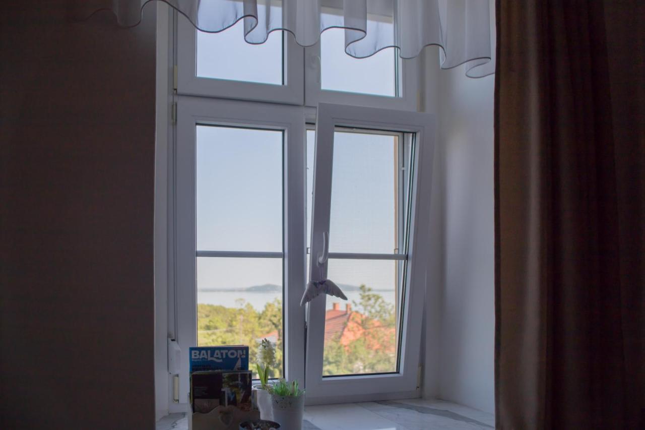 Bacchus Apartman - Borbarlang, Badacsony Badacsonytomaj Dış mekan fotoğraf